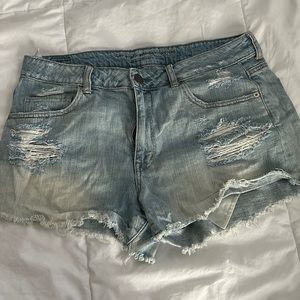 American Eagle Shorts - Size 14